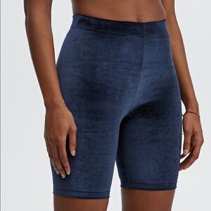 NWT Fabletics High Waisted Velour Velvet Bike Biker 9” Short Navy Blue ~ S Small